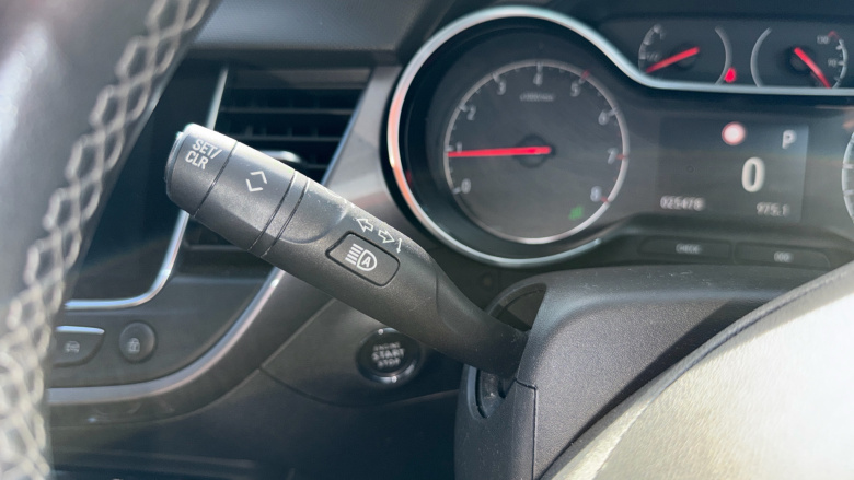 Vauxhall Crossland 1.5 Turbo D [120] Ultimate 5dr Auto Diesel Hatchback